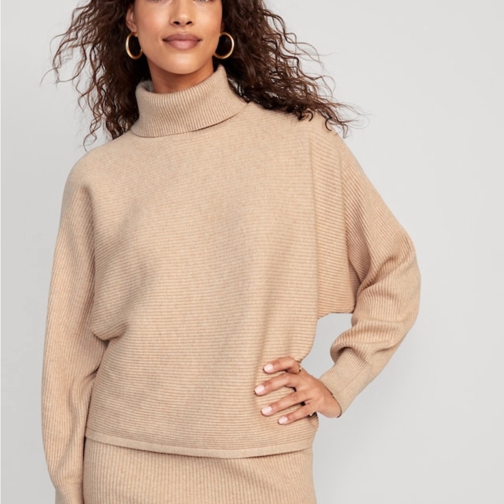 Old Navy NWT Tan Mini Sweater & Skirt Set Classic Style